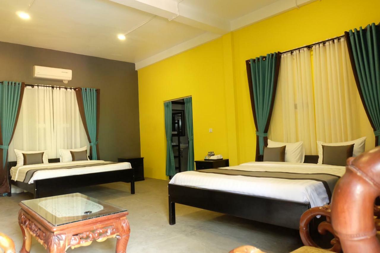 White Rabbit Hostel Siem Reap Esterno foto